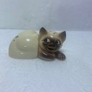 Vintage Adorable‎ Siamese Cat Salt and Pepper Shakers Japan Ceramic